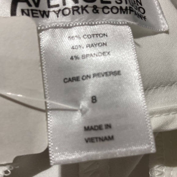 NWOT New York & Company 7th Avenue Dress White Shorts - Picture 6 of 7